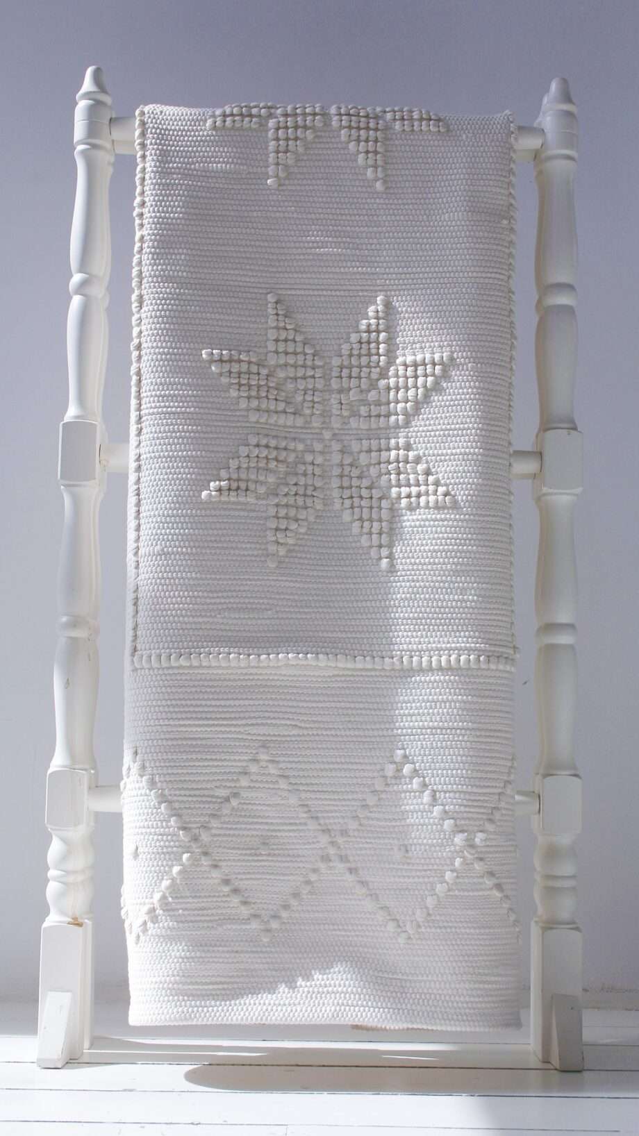 woven cotton rug star off-white medium