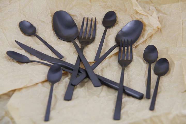 stainless steel cutlery black desert set