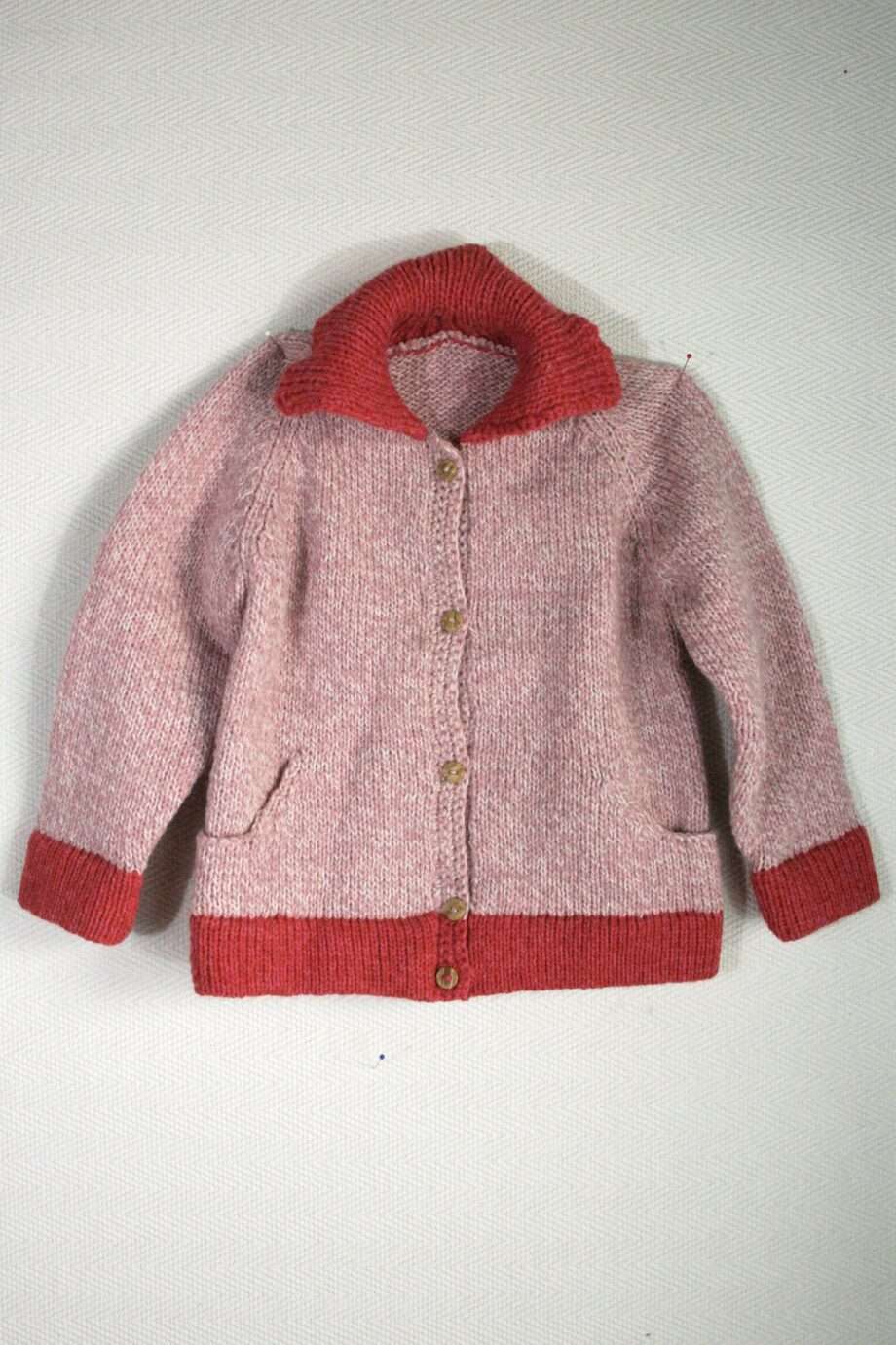 knitted woolen cardigan basic pink